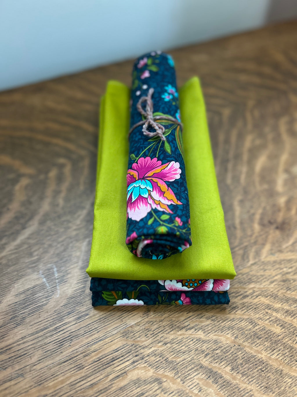 Lush Garden: (Chartreuse)