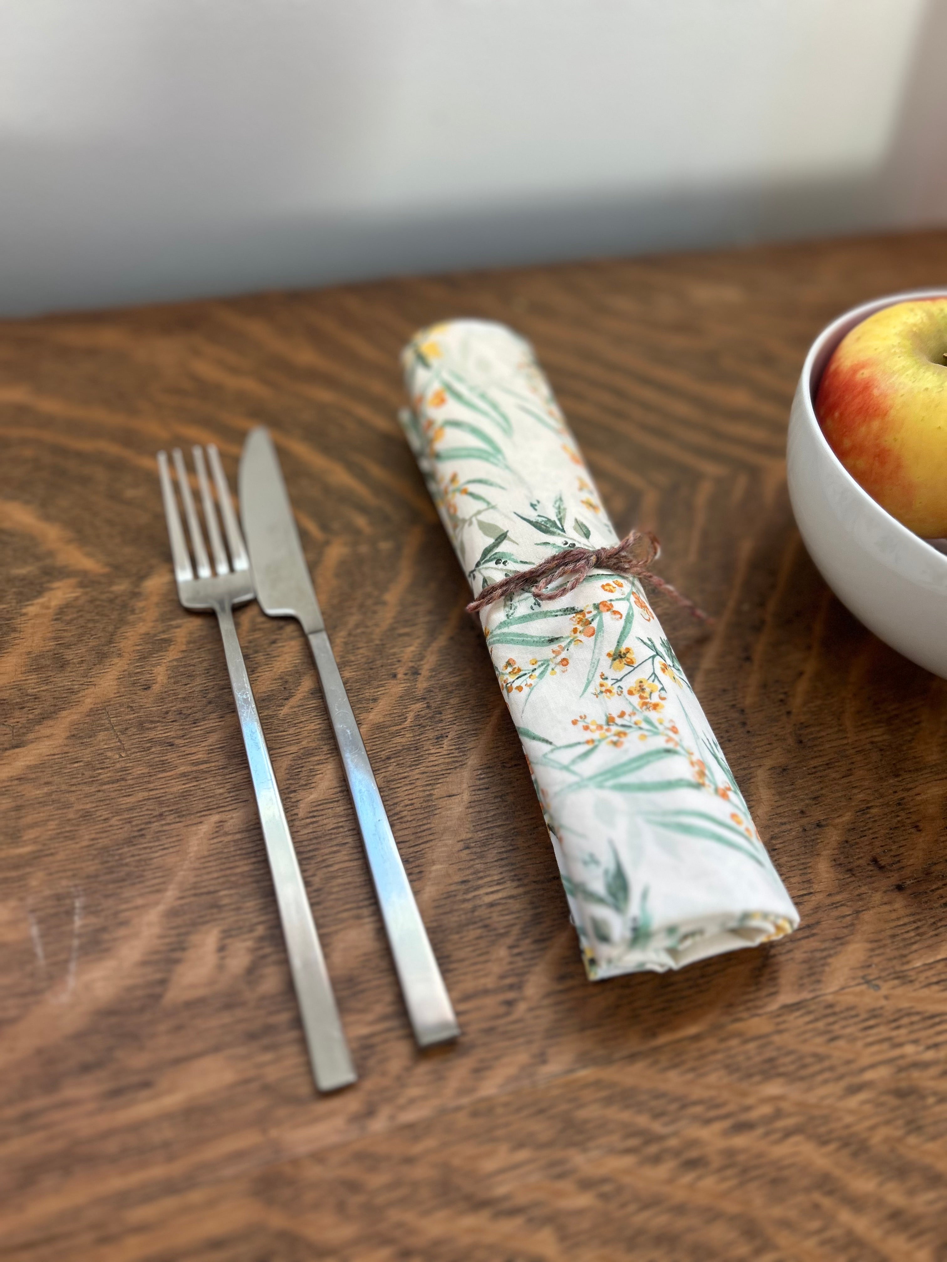 Retro Garden Party: (Dots)